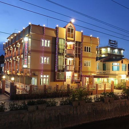 Hupin Hotel Nyaung Shwe Extérieur photo
