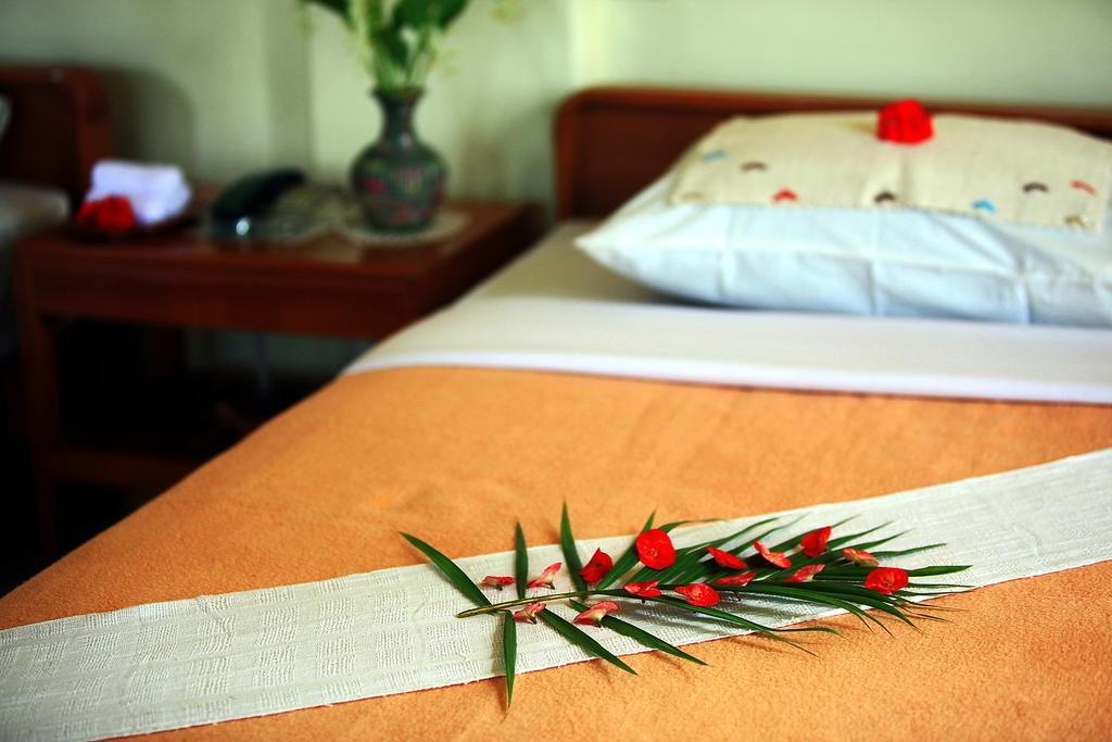 Hupin Hotel Nyaung Shwe Extérieur photo